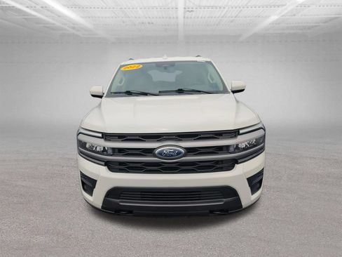 Used 2022 Ford Expedition XLT AWD/4WD image 28