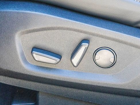 New 2024 Ford Edge SEL w/ Convenience Package image 17