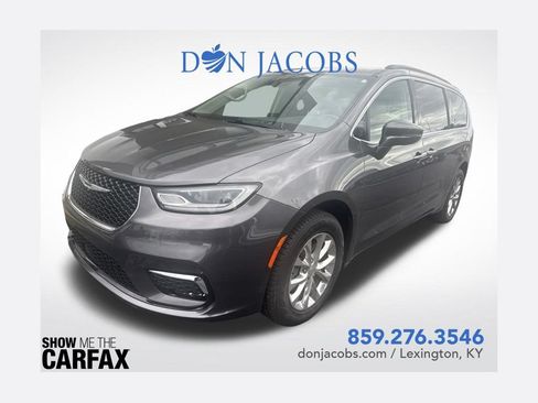 Used 2022 Chrysler Pacifica Touring-L AWD/4WD image 1