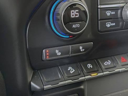 Used 2020 Chevrolet Silverado 1500 RST w/ All-Star Edition image 21