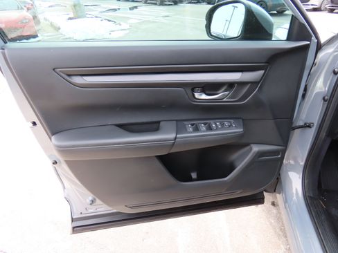 Used 2024 Honda CR-V LX image 21