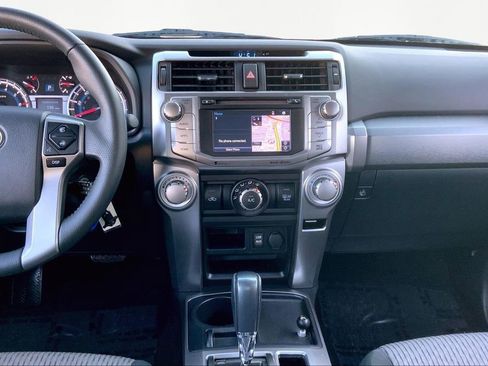 Used 2018 Toyota 4Runner SR5 image 9