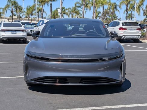 Used 2025 Lucid Air Touring image 3