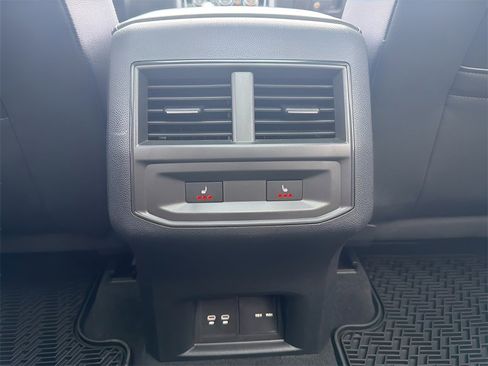 Used 2023 Volkswagen Atlas Cross Sport SEL Premium R-Line image 24