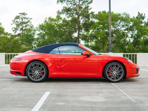 Used 2019 Porsche 911 Carrera S RWD image 13