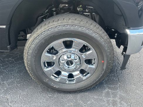 New 2026 Ford F250 Lariat w/ Lariat Premium Package image 11