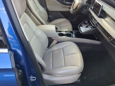 Used 2020 Lincoln Corsair AWD w/ Equipment Group 101A image 18