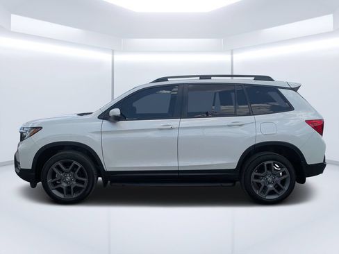 Used 2023 Honda Passport EX-L image 6