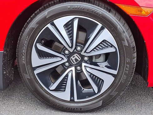 Used 2018 Honda Civic EX-L image 8