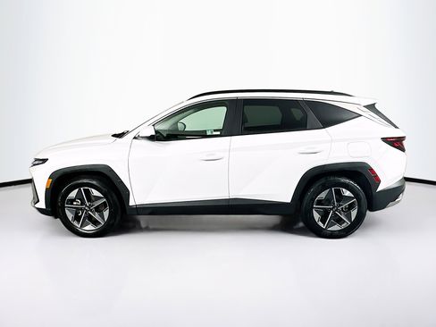 Used 2025 Hyundai Tucson SEL FWD image 4