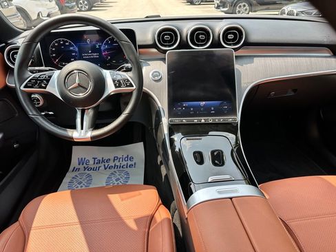 Used 2025 Mercedes-Benz C 300 4MATIC Sedan image 12