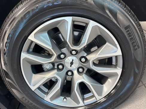 Used 2022 Chevrolet Silverado 1500 RST image 9