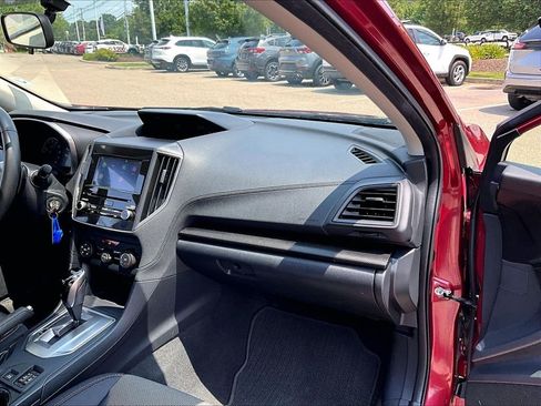 Used 2019 Subaru Crosstrek 2.0i Premium AWD/4WD image 13