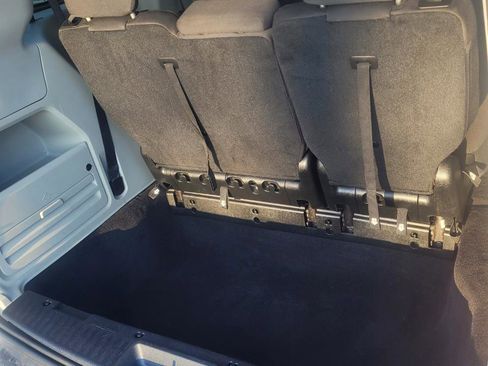 Used 2018 Dodge Grand Caravan SE w/ UConnect Hands-Free Group image 28