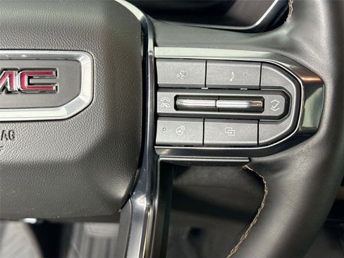 Used 2024 GMC Canyon AT4 w/ AT4 Premium Package AWD/4WD image 19