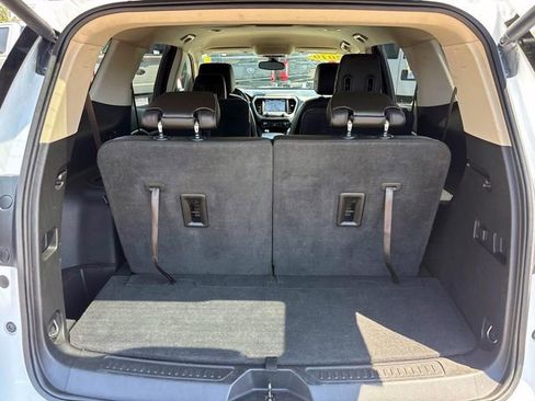 Used 2019 GMC Acadia Denali AWD/4WD image 13