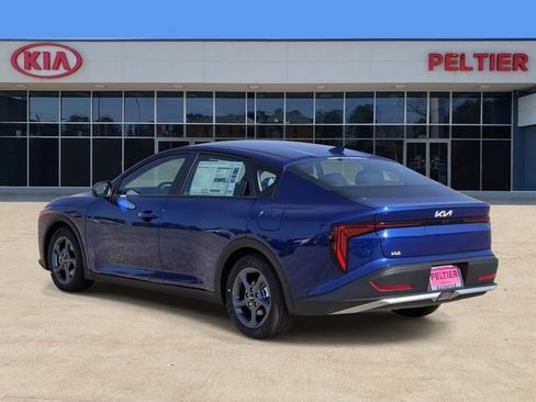 New 2026 Kia K4 FWD image 3