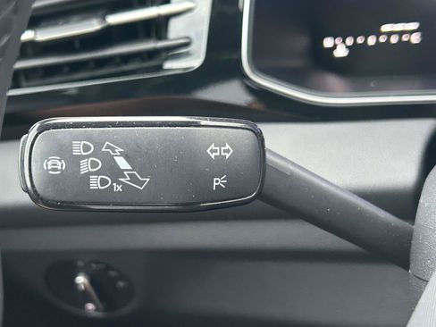 Used 2025 Volkswagen Jetta Sport FWD image 23