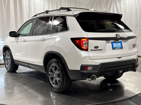 Certified 2025 Honda Passport TrailSport image 9