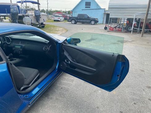 Used 2010 Chevrolet Camaro LT RWD image 21