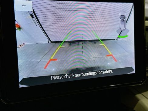 Used 2024 Ford Explorer XLT image 13