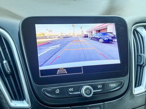 Used 2024 Chevrolet Malibu LT FWD image 27