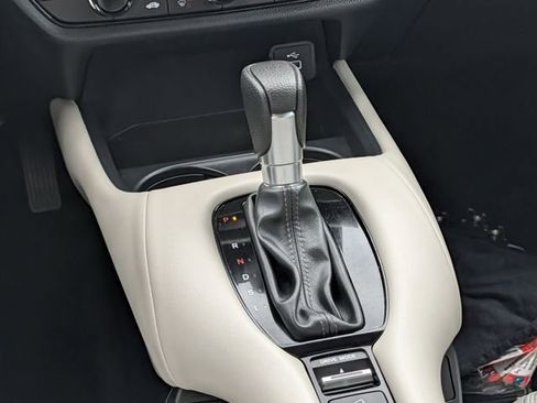 Used 2025 Honda HR-V LX image 14