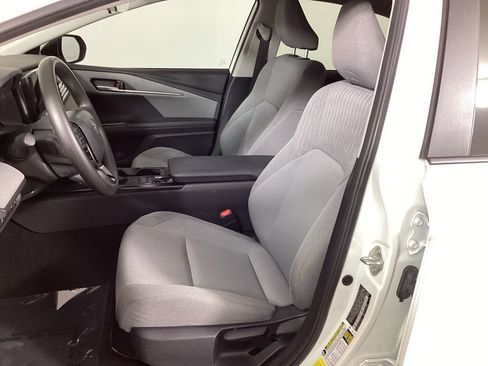Used 2025 Toyota Camry LE FWD image 27