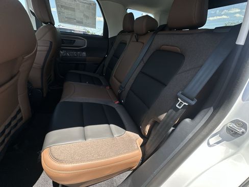 New 2026 Ford Bronco Sport Outer Banks w/ Outer Banks Tech Package+ AWD/4WD image 33
