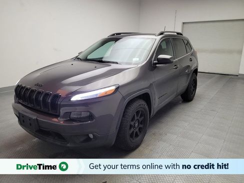 Used 2016 Jeep Cherokee Latitude image 1