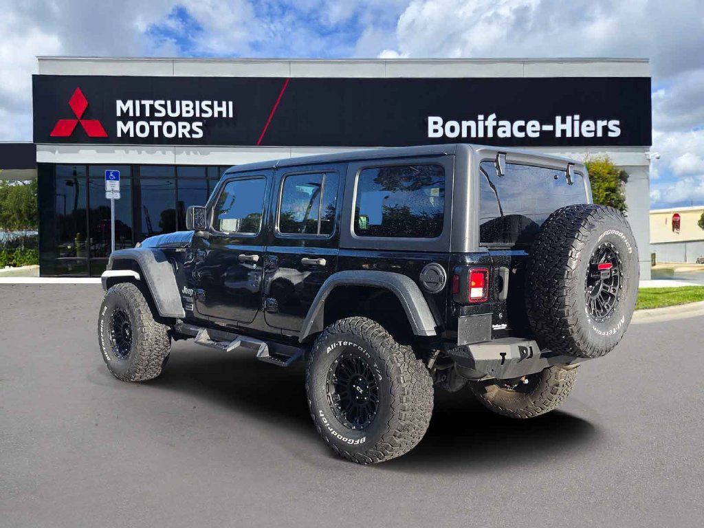 Used 2020 Jeep Wrangler Unlimited Sport S AWD/4WD image 3