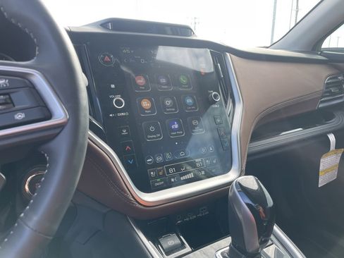 Used 2025 Subaru Outback Touring XT image 13