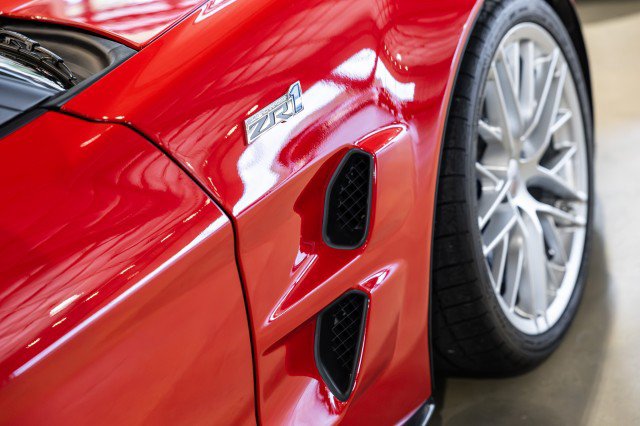 Used 2011 Chevrolet Corvette ZR1 w/ Preferred Equipment Group RWD image 19