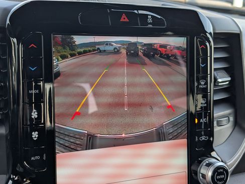 New 2026 RAM 2500 Tradesman AWD/4WD image 9