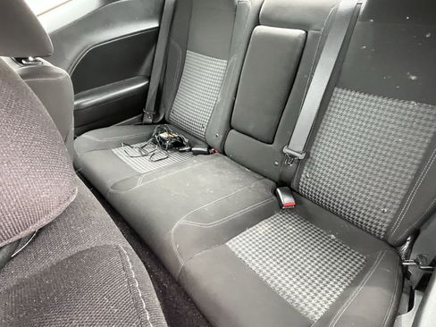 Used 2023 Dodge Challenger SXT image 15