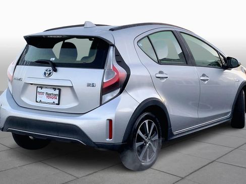 Used 2019 Toyota Prius C image 12