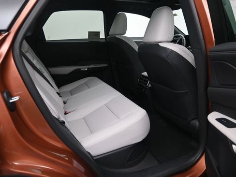 New 2026 Lexus RX 350 w/ Convenience Package AWD/4WD image 11