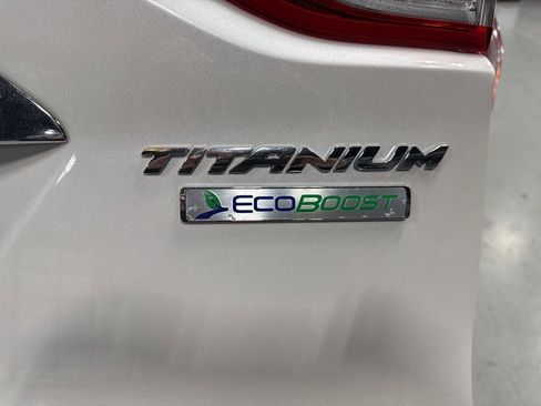 Used 2016 Ford Escape Titanium FWD image 17