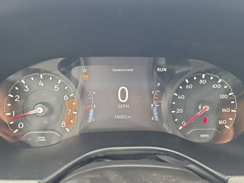 Used 2023 Jeep Compass Latitude w/ Convenience Group AWD/4WD image 16