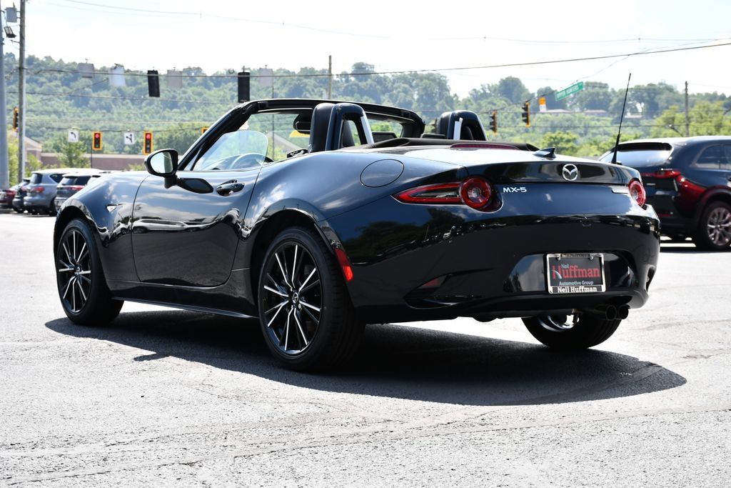 New 2026 MAZDA MX-5 Miata Grand Touring RWD image 5