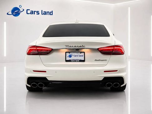 Used 2023 Maserati Quattroporte Modena RWD image 4
