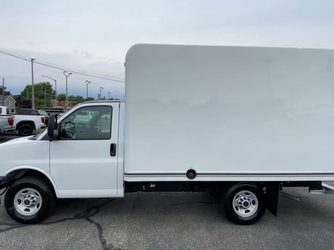 New 2025 GMC Savana 3500 w/ Power Convenience Package image 59