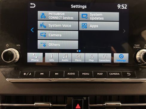 Used 2024 Mitsubishi Outlander SE AWD/4WD image 72