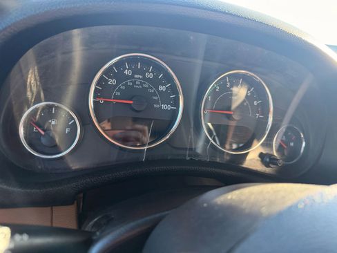 Used 2016 Jeep Wrangler Unlimited Sahara w/ Connectivity Group image 57