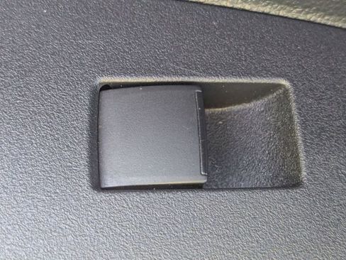 Used 2025 Toyota Corolla LE FWD image 25