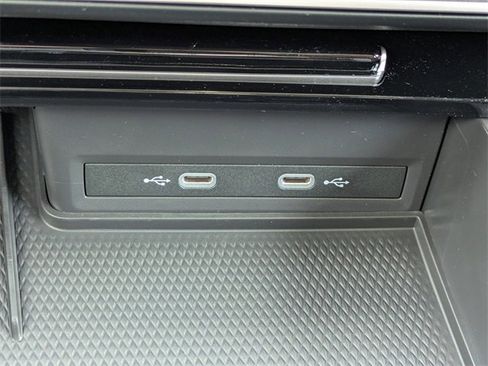 New 2026 Volkswagen Atlas Peak Edition image 23