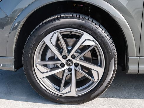 New 2025 Audi Q3 2.0T Premium image 14