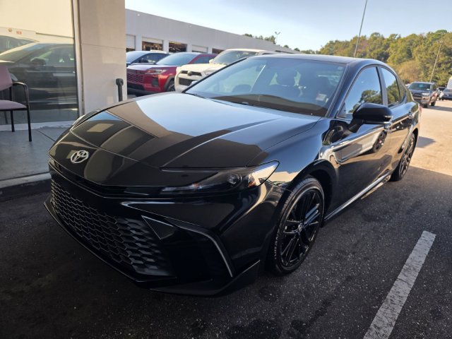 Certified 2026 Toyota Camry SE FWD image 14