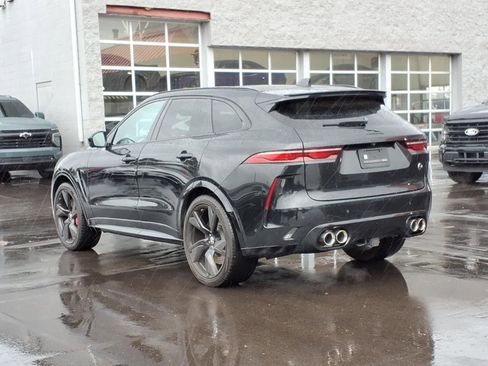Used 2024 Jaguar F-PACE SVR AWD/4WD image 3
