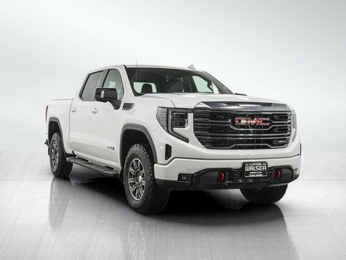 Used 2024 GMC Sierra 1500 AT4 w/ AT4 Preferred Package AWD/4WD image 7